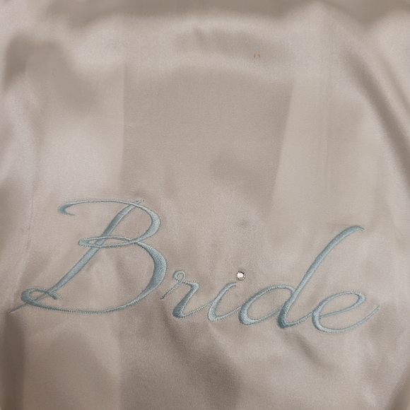 Embroidered "Bride" robe, size XL, NEW - Picture 3 of 10